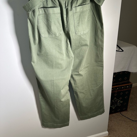 Draper James Green Utility Pants NWOT - Picture 3 of 7